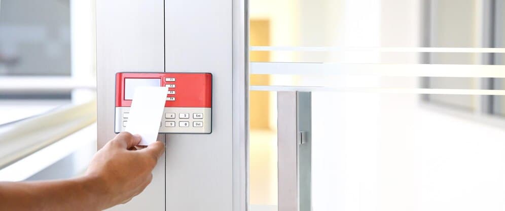 Controle de acesso para portas